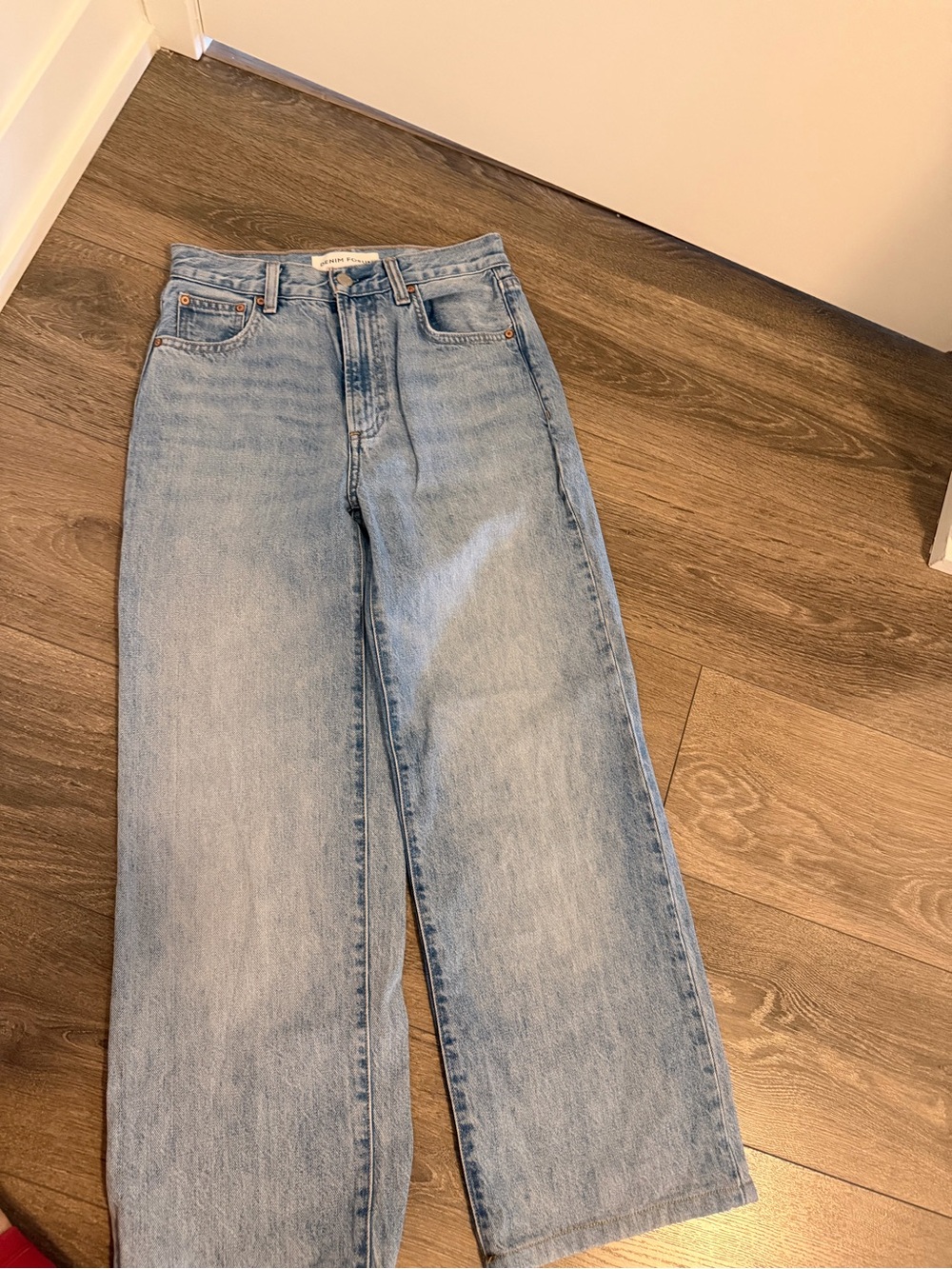 Aritzia Denim Forum Farrah Light Blue Women’s Wide Leg Jeans